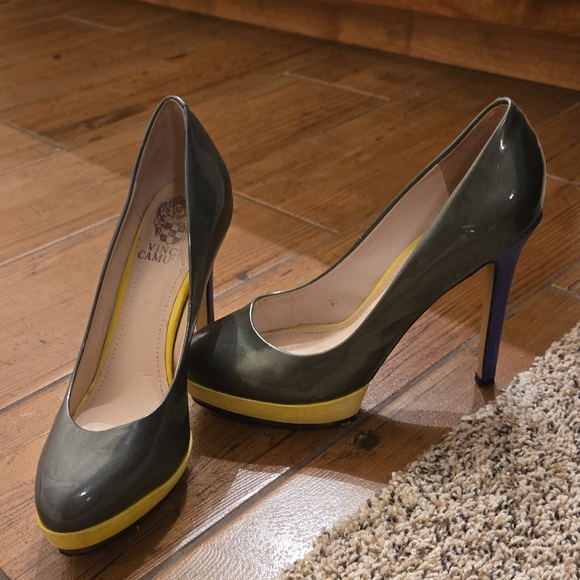 Vince Camuto Olive and Yellow Heels with Blue Accents - Picture 1 of 5